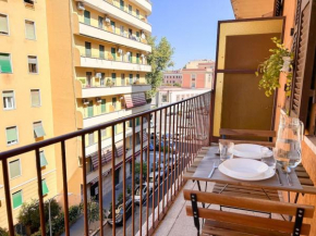 apartment near the center with private bathroom
